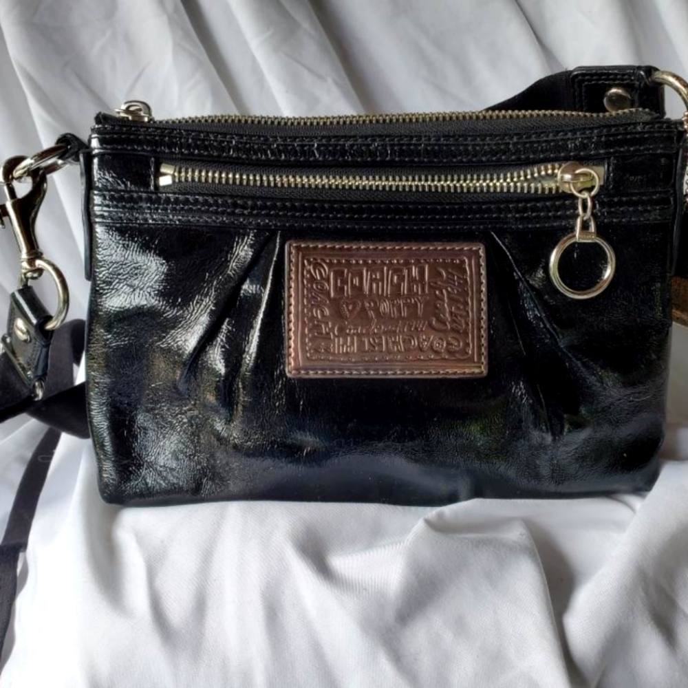 Coach Poppy Crossbody
